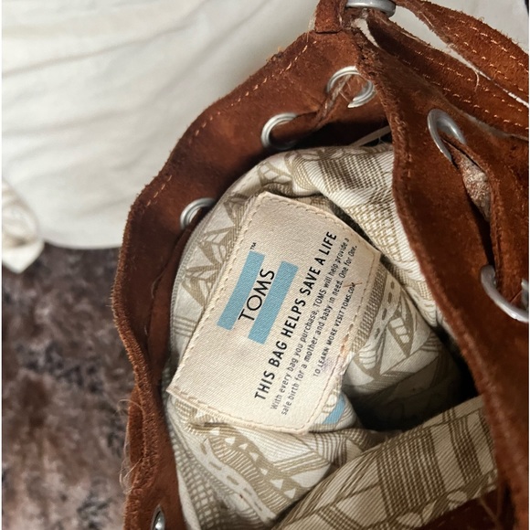 TOMS Suede Celestial Crossbody bag - Picture 2 of 2